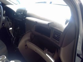 2005 TOYOTA SIENNA, WHITE, LE, 3.3L, AT. FWD,  Z25010
